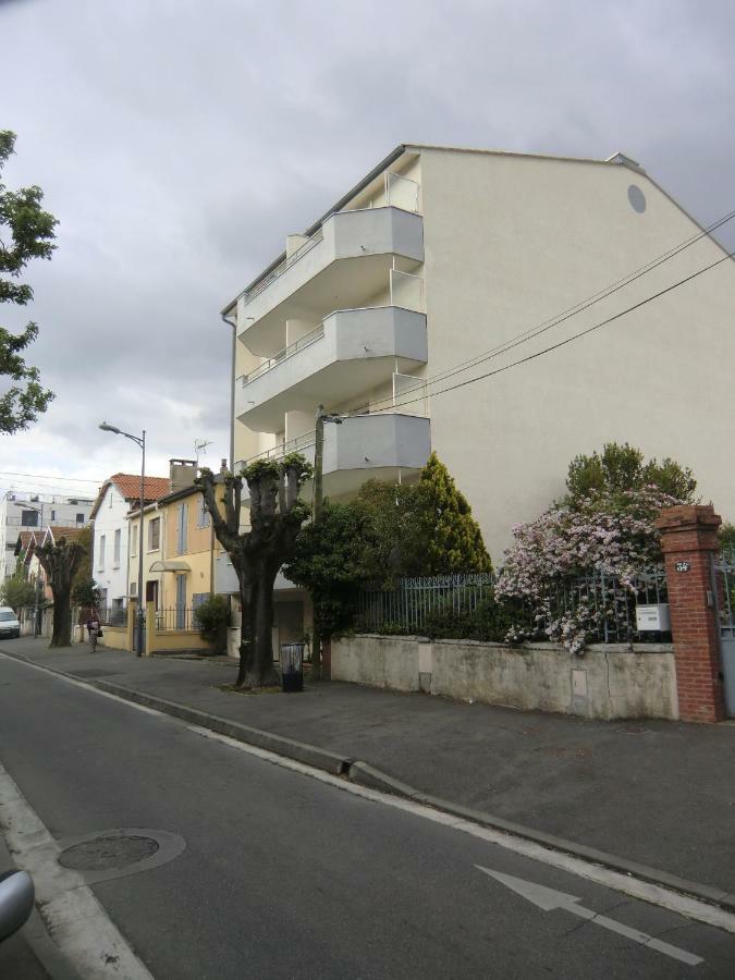:) Grand studio lumineux à Toulouse et parking Exterior foto